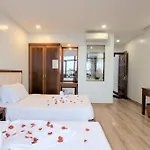 Dana Sailing Hotel